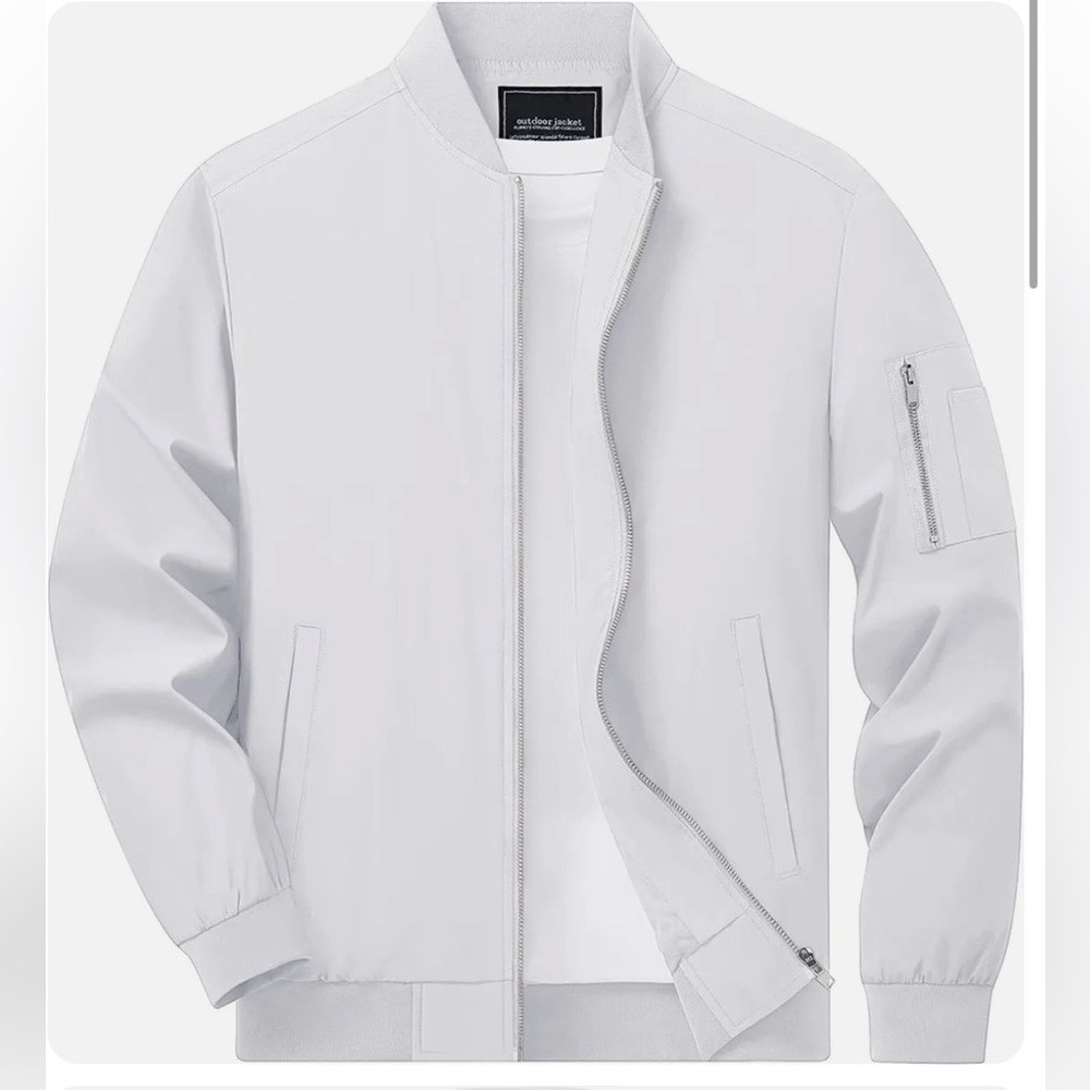 Brand new Tacvasen men’s windbreaker jacket.